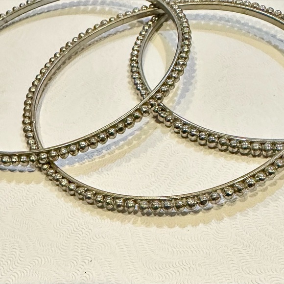VINTAGE Dark Silver Set Of Three Bangle Bracelets - Picture 6 of 7